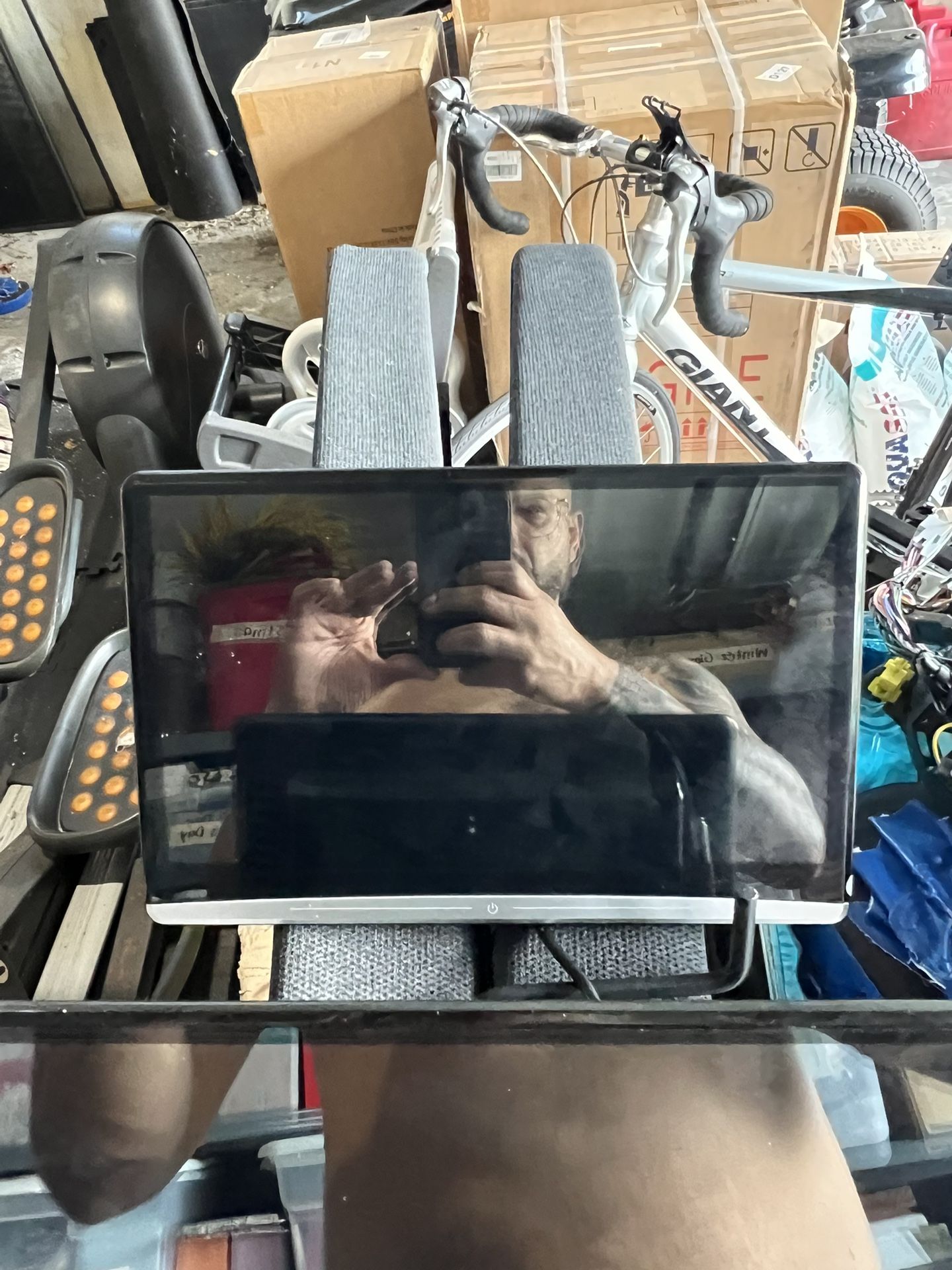 13 In WiFi Headrest Monitors