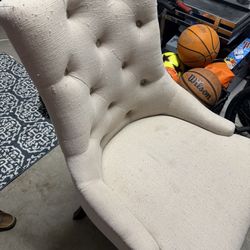 Dining table and 6 chairs