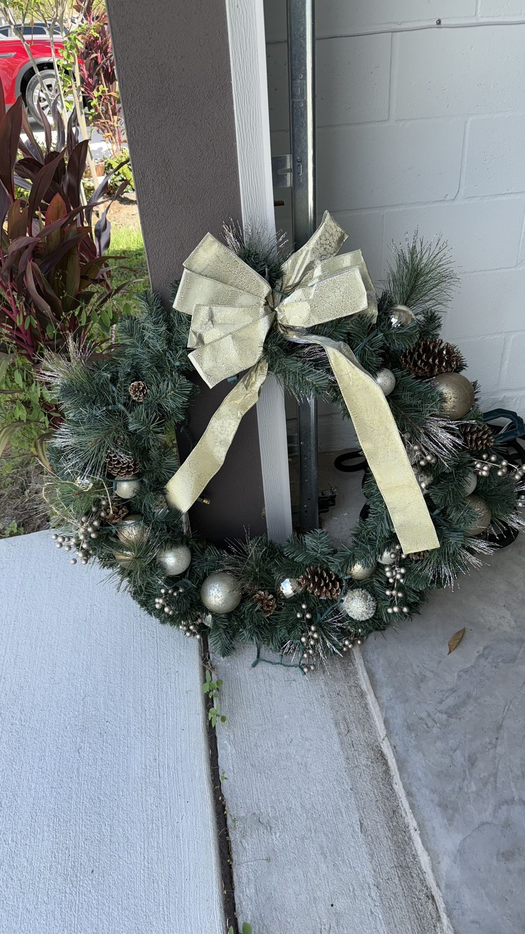 Large Reef Christmas Decor