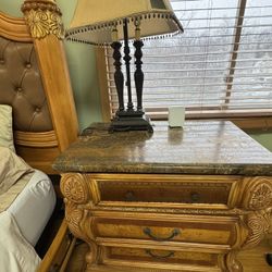 Antique King Size Bedroom Set 