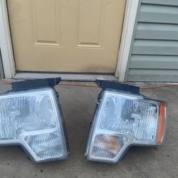 2014 Ford F150 Headlight With Bulbs