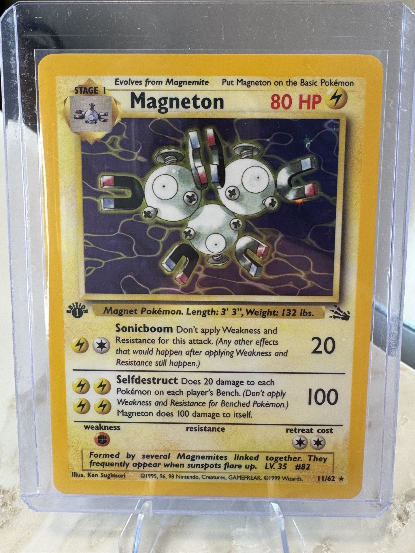 1st Edition Magneton Pokémon Card