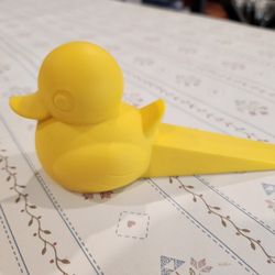 Silicone Duck Door Stoppers Cartoon Creative Reusable Windproof Doorstop Blocker, good condition 