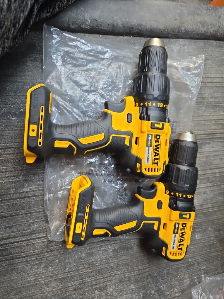 DEWALT 20VMAX BRUSHLESS T 1/2"(13MM) CORDLESS HAMMERDRILL/DRIVER DRIVER NEW (TOOL ONLY) $100 EACH