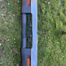 95 - 97 Toyota Tacoma 4wd  Front Bumper and Lower Valence
