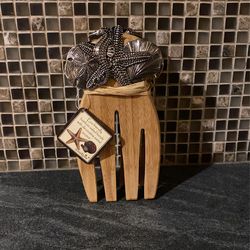 Bamboo Salad Hands by Mud Pie