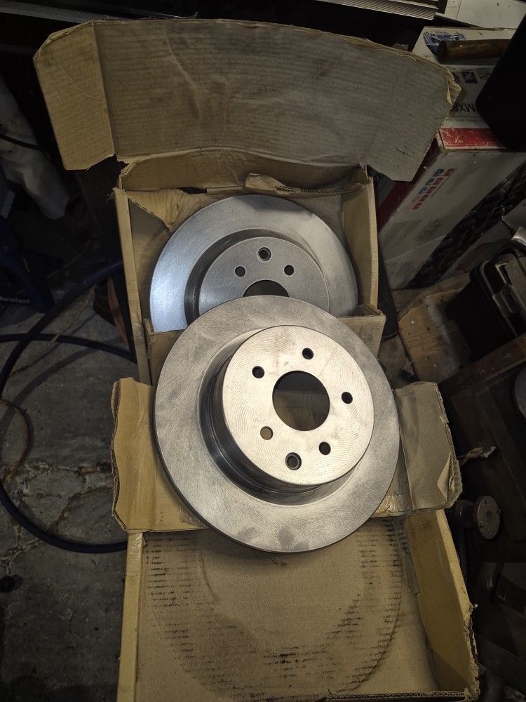 Rotors Rear For Infinity & Nissan
