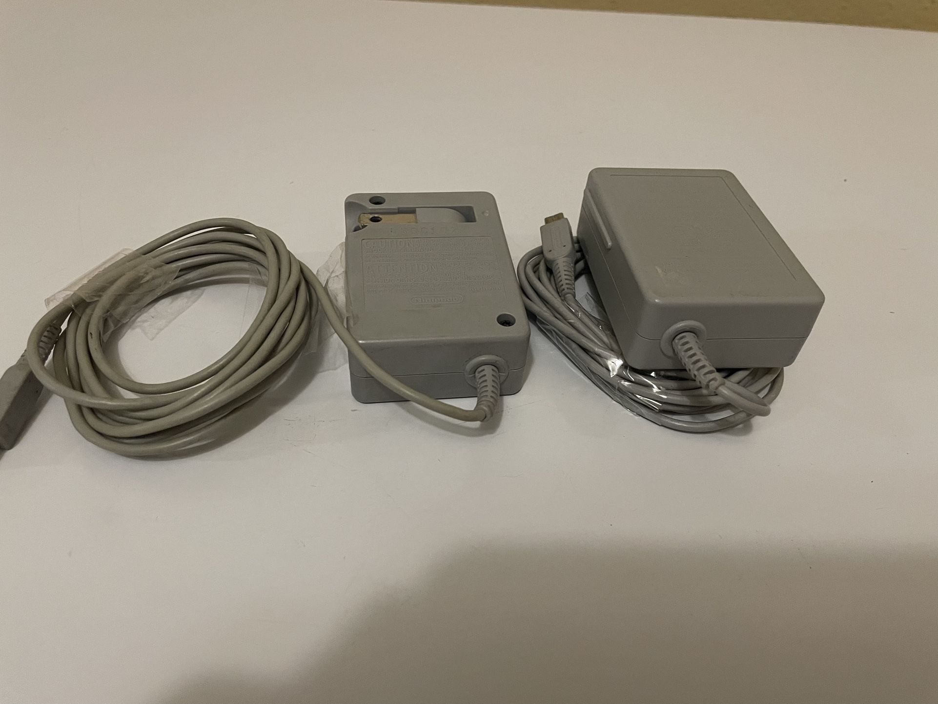 Official OEM Nintendo Charger DSi/ 3DS/2DS