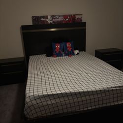 Queen size bedroom set