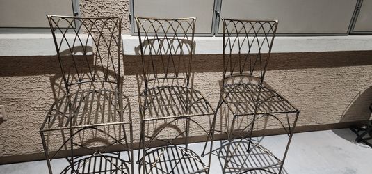 Set of 3 iron high top barstools