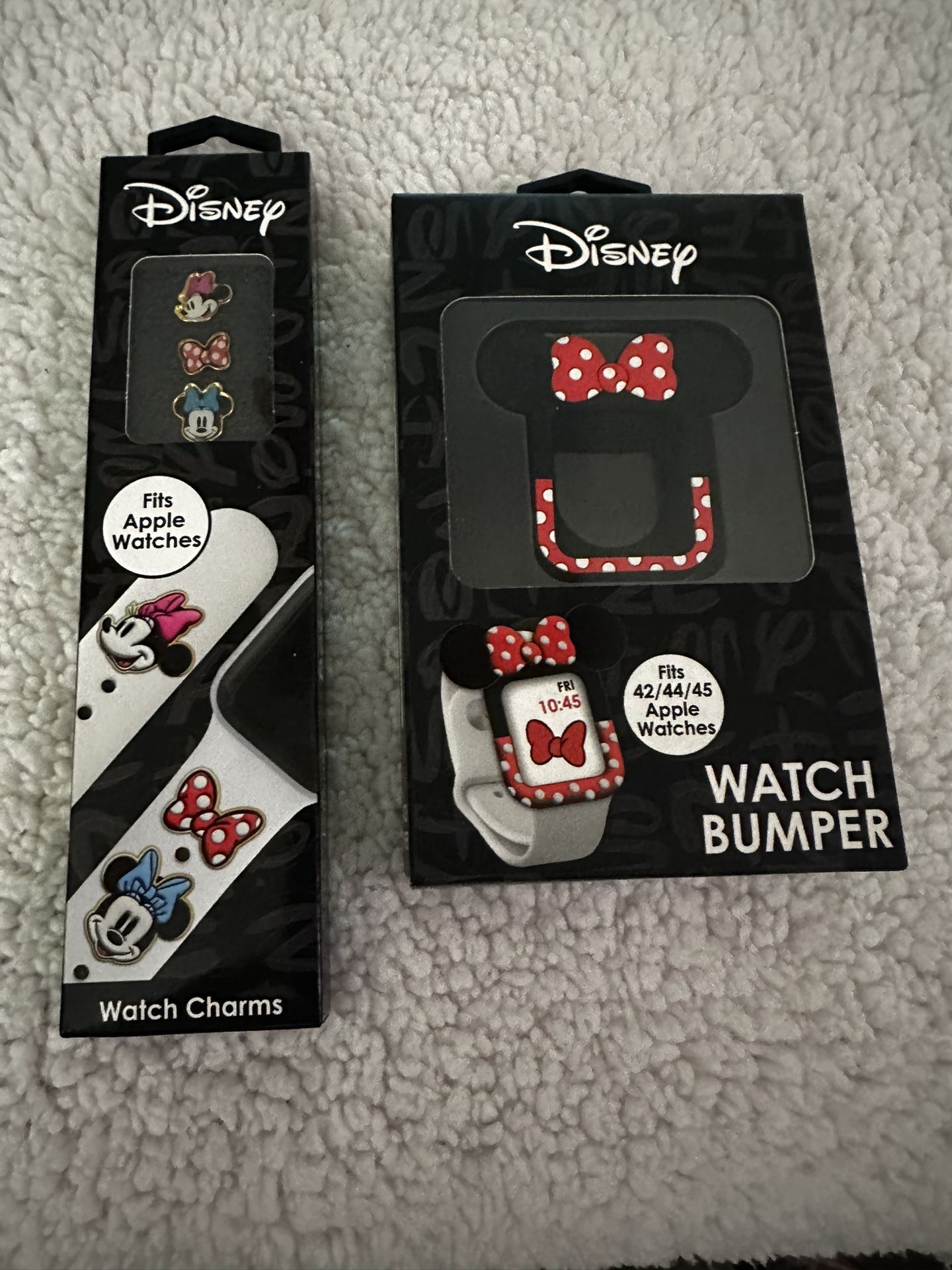 NWT Disney Minnie Mouse Apple Watch Bumper And Set Of 3 Minnie Mouse Charms