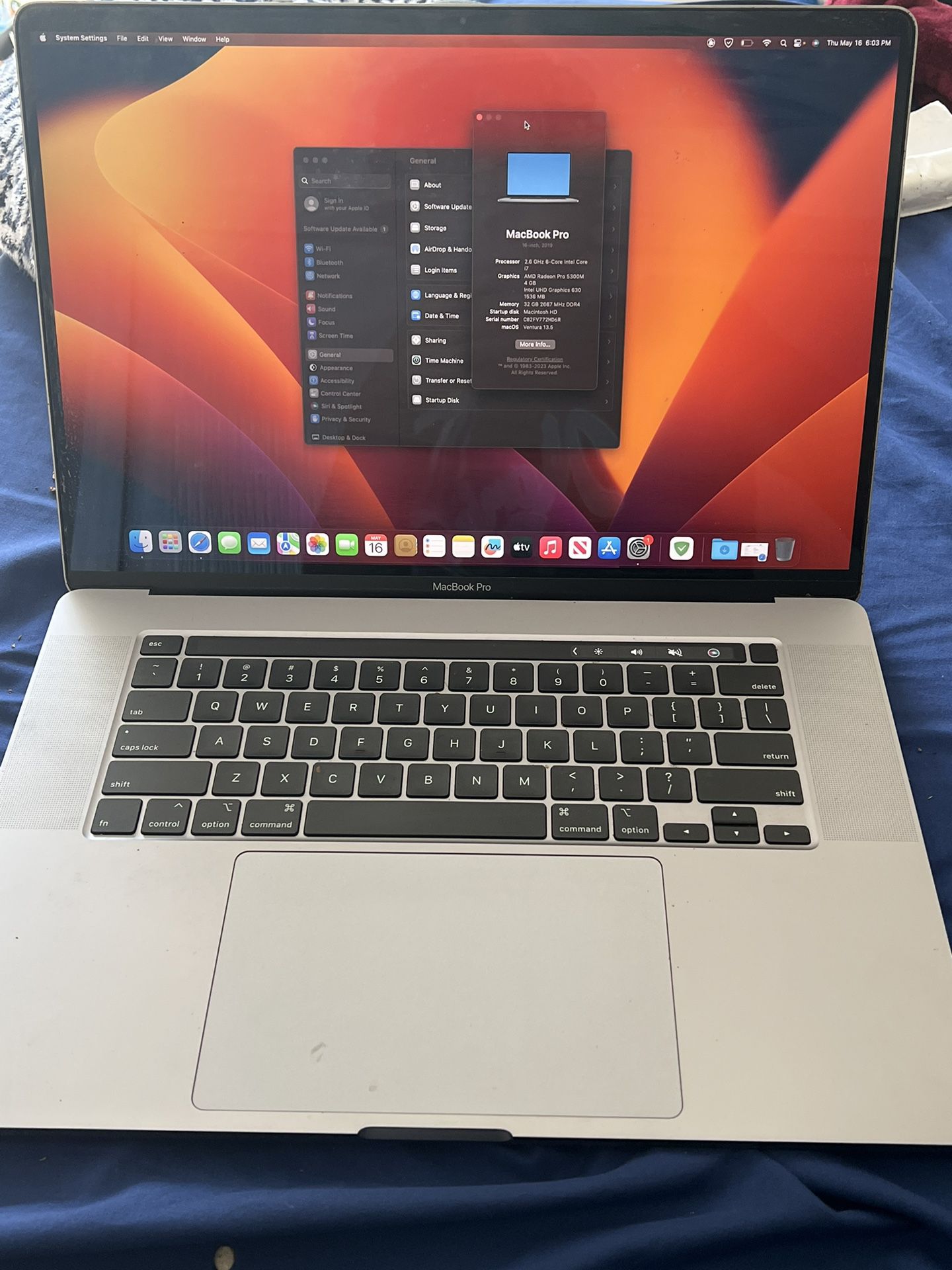 Apple 16" MacBook Pro (Late 2019) *OBO*