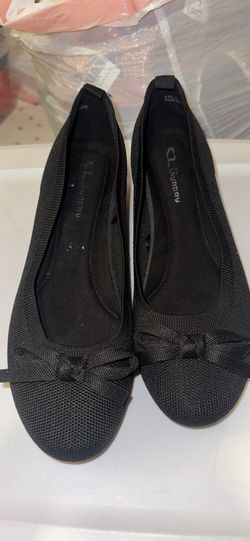 Women’s black shoe 8.5 Wide