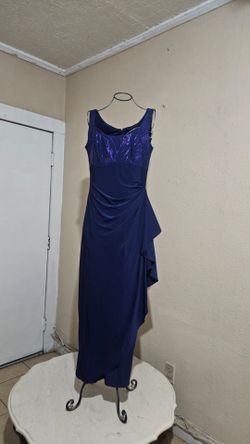 Prom Or purple dress size 8