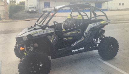 2017 Razr Polaris