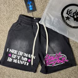 HellStar black shorts 