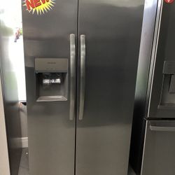 Frigidaire Side-by-Side Refrigerator in Black stainless with EvenTemp Cooling System and Tall ice and water dispenser