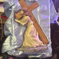 Jesus  Carrying Cross