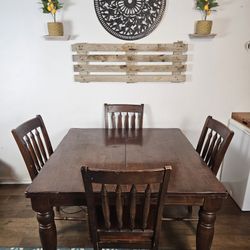 Antique. Expandable Solid Wood Table