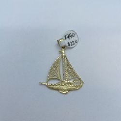 New 10K Solid Gold Sailboat Pendant 