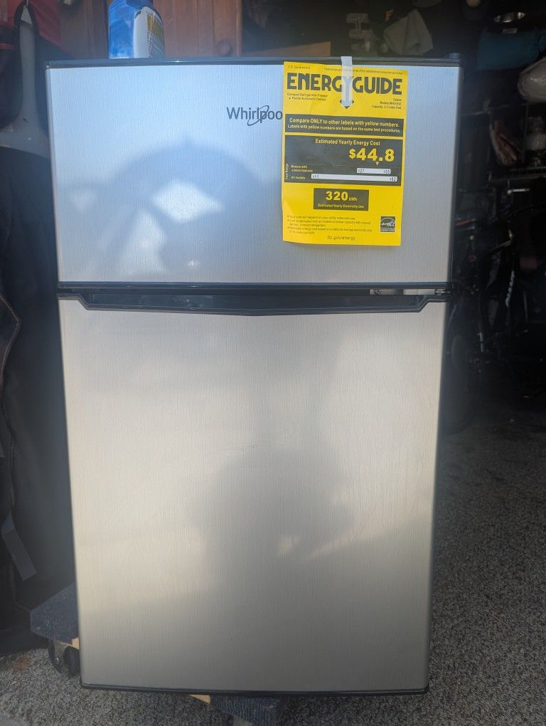 Whirlpool Fridge Like New