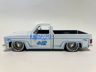 JADA Street Low 1/24 1985 CHEVY  C-10 PICKUP (Pearl White)