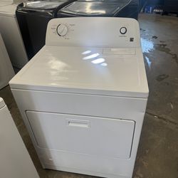 Used Kenmore  Gas Dryer Bug Capacity