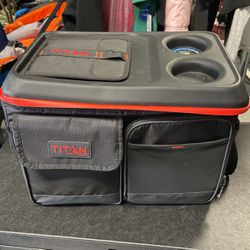 Toddler Backpack And Lunch Box for Sale in Modesto, CA - OfferUp