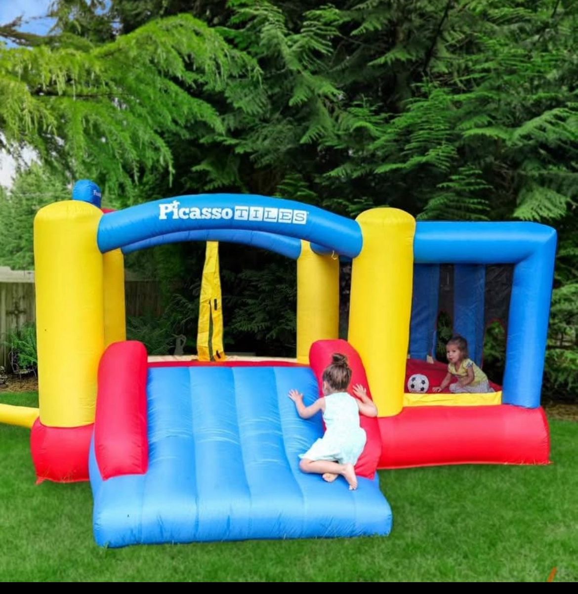 Large Bounce House