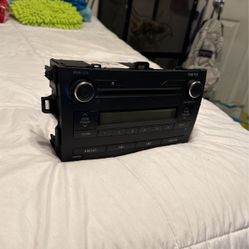 2011-2013 Toyota Corolla Am Fm Cd Player Radio Receiver 86120-02E50
