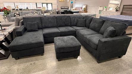 SECTIONAL WITH OTTOMAN