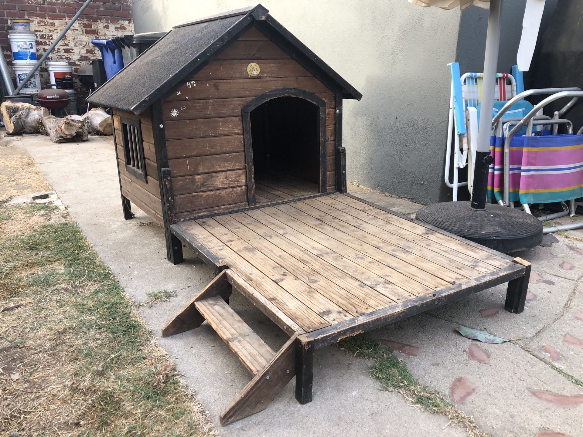 Used Dog House