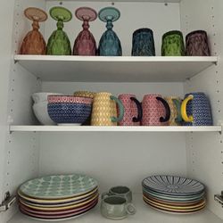 Plates And Bowls Set