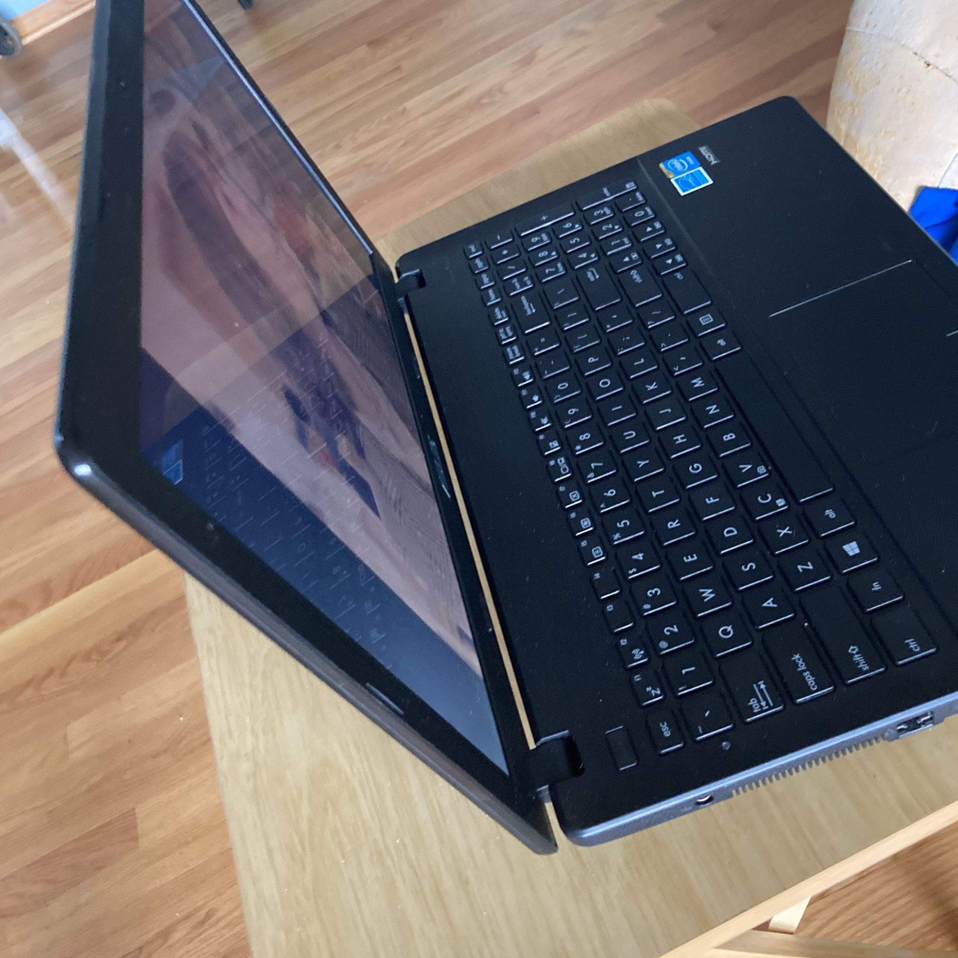 ASUS Sonia Master Laptop 