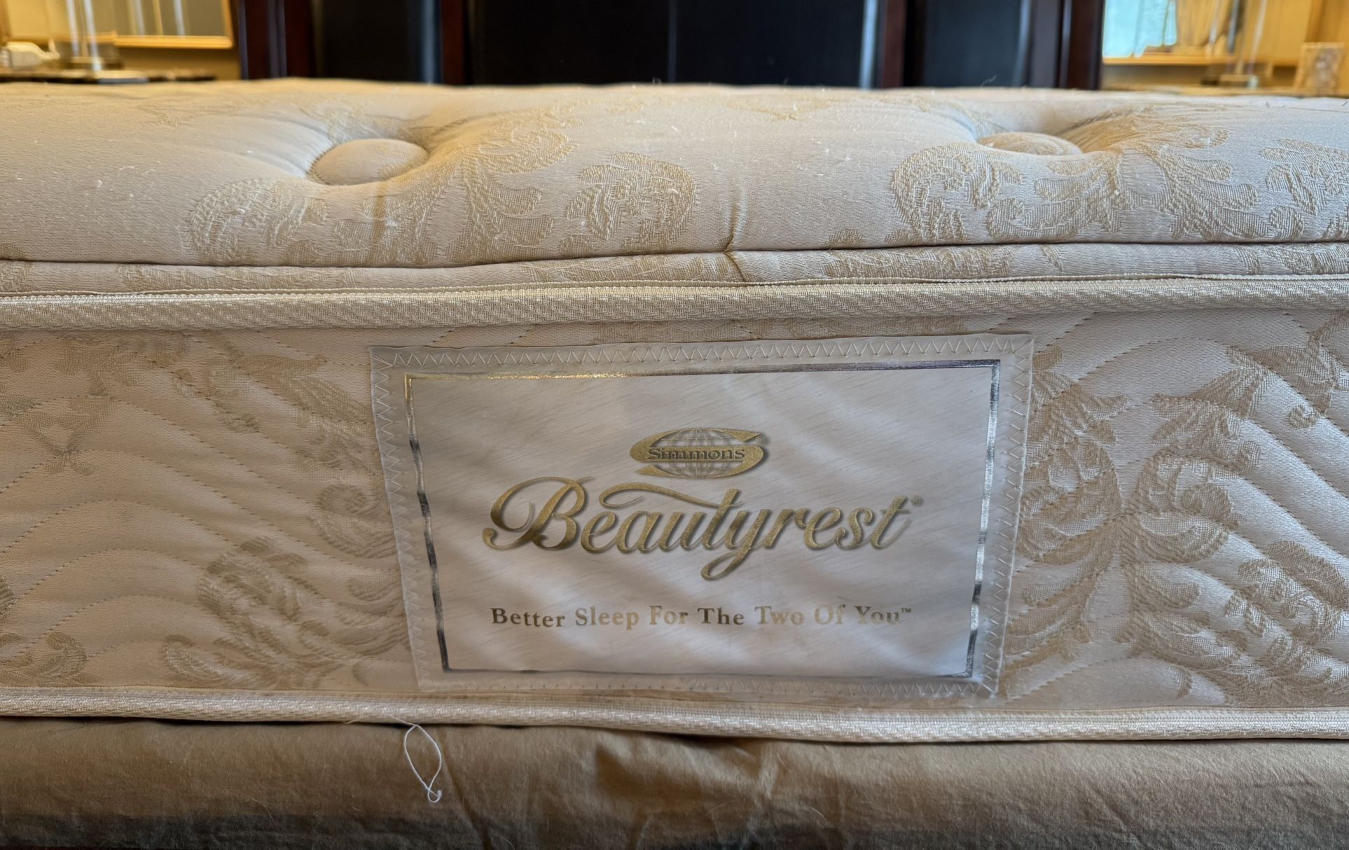 King size mattress & split Box Spring - Sealy Beautyrest $150obo