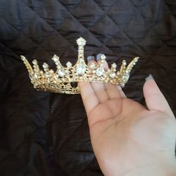 2 Tiaras For Any Occasion 