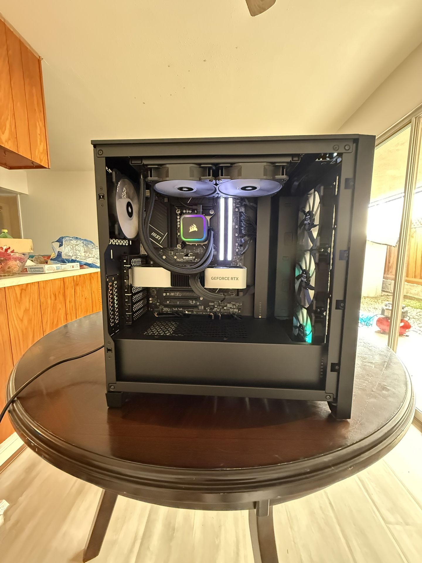 Corsair VENGEANCE i7400 Gaming PC