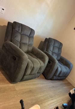 Recliner couch 1 Left