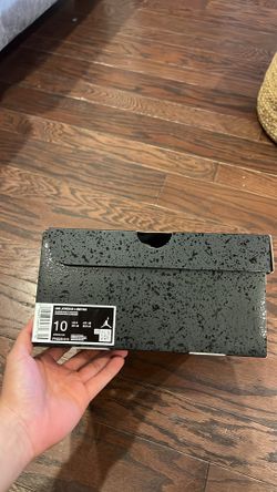 Jordan 4 Black Cat 2025