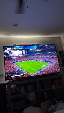 86 inch 4k 120hz LG $480