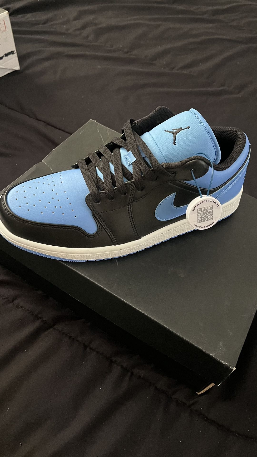 Air Jordan 1 Low Black University Blue