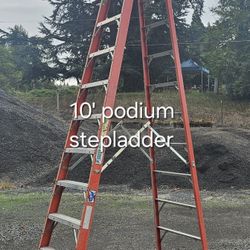 10' Green Bull podium step ladder(300#)