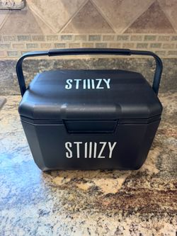 STIIIZY Limited Edition Cooler Box - Black