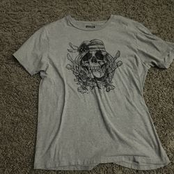 Converse skull shirt