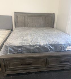 Grey king storage bed new can deliver furniture also available $650. Really nice and heavy must sell can deliver $10 down takes it