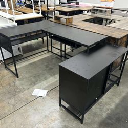 Computer desk (small damage)