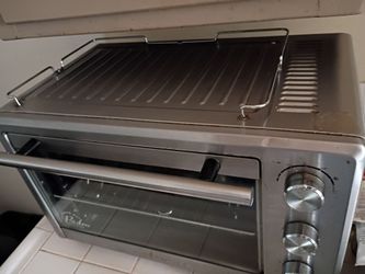 Wolf Gang puck Bistro all purpose oven grill and roaster and bake