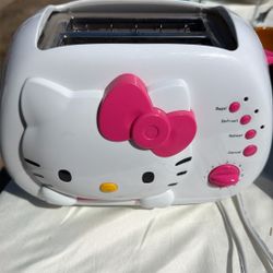 Hello Kitty Toaster 