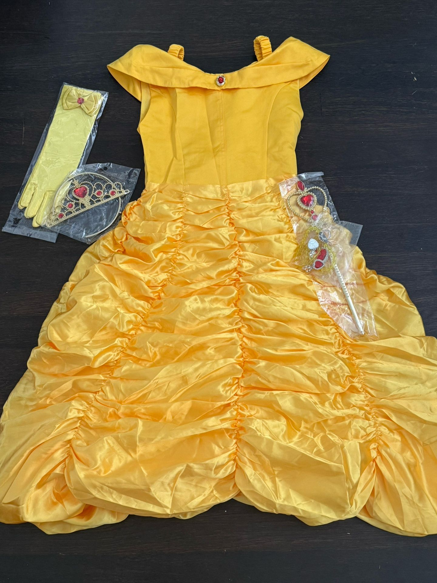 Girls Halloween Costume Belle With Accessories Size 4-8