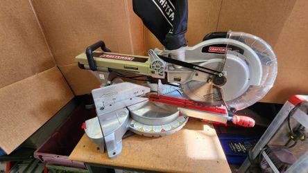 Craftsman 12-in. Sliding Compound Miter Saw with Laser Trac